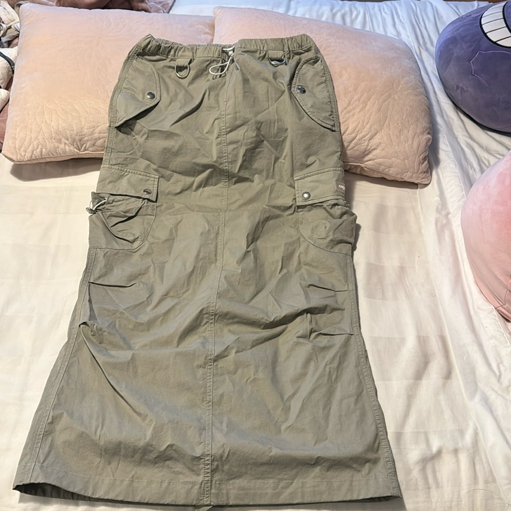 Coperni
logo-patch cargo maxi skirt
Made in Italy